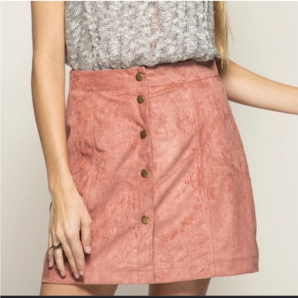 She + Sky Rose Blush Faux Suede Skirt M